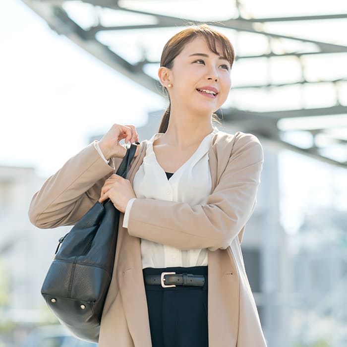 女性
